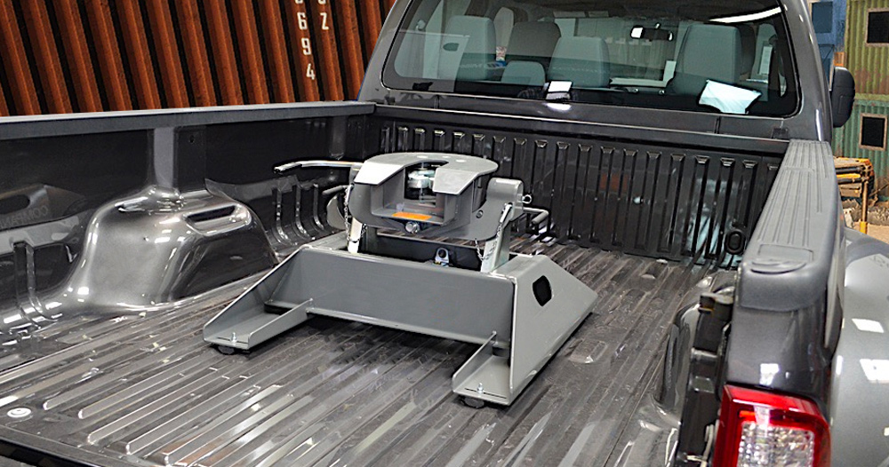 Gooseneck vs 5th Wheel Hitches